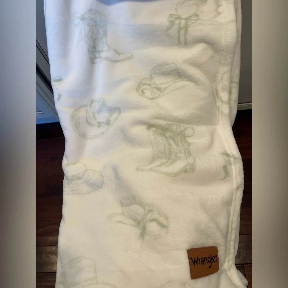 Wrangler Ultra Plush Throw Blanket in White and Green Cowgirl Boots Hats Bows